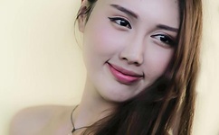 老师迈开腿让尝尝你的草莓作文